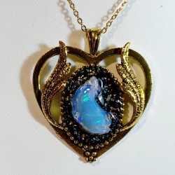 Collier maxi cœur Opale...